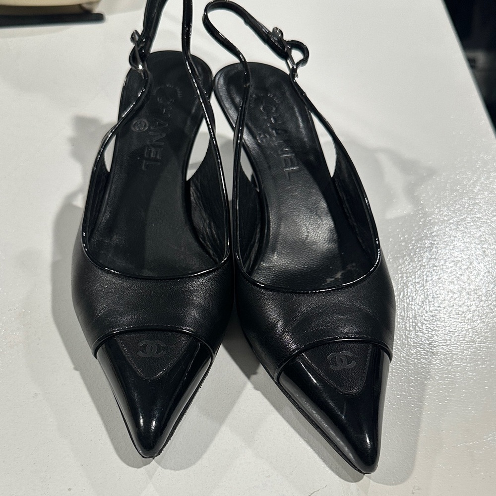 Chanel black sling back kitten heels size 39.5